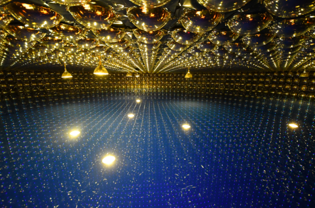 Super-Kamiokande interior (Kamioka Observatory, ICRR, Univ. of Tokyo)